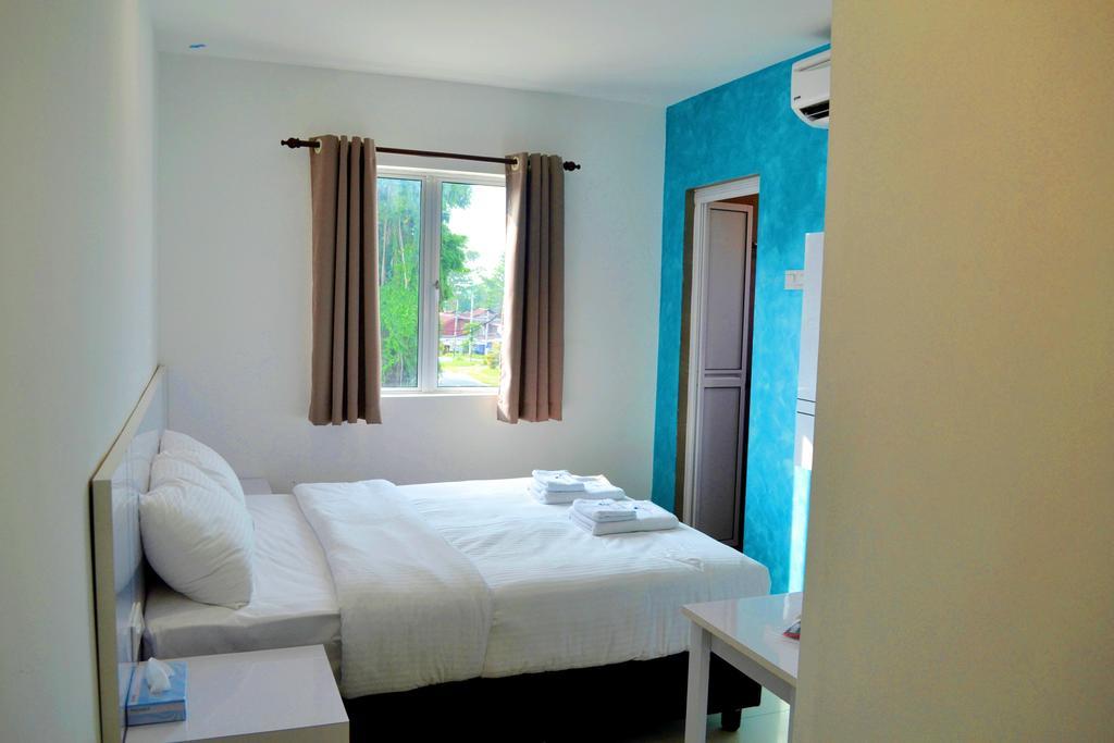 Yew Boutique Hotel Teluk Intan Esterno foto