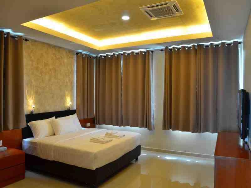 Yew Boutique Hotel Teluk Intan Esterno foto