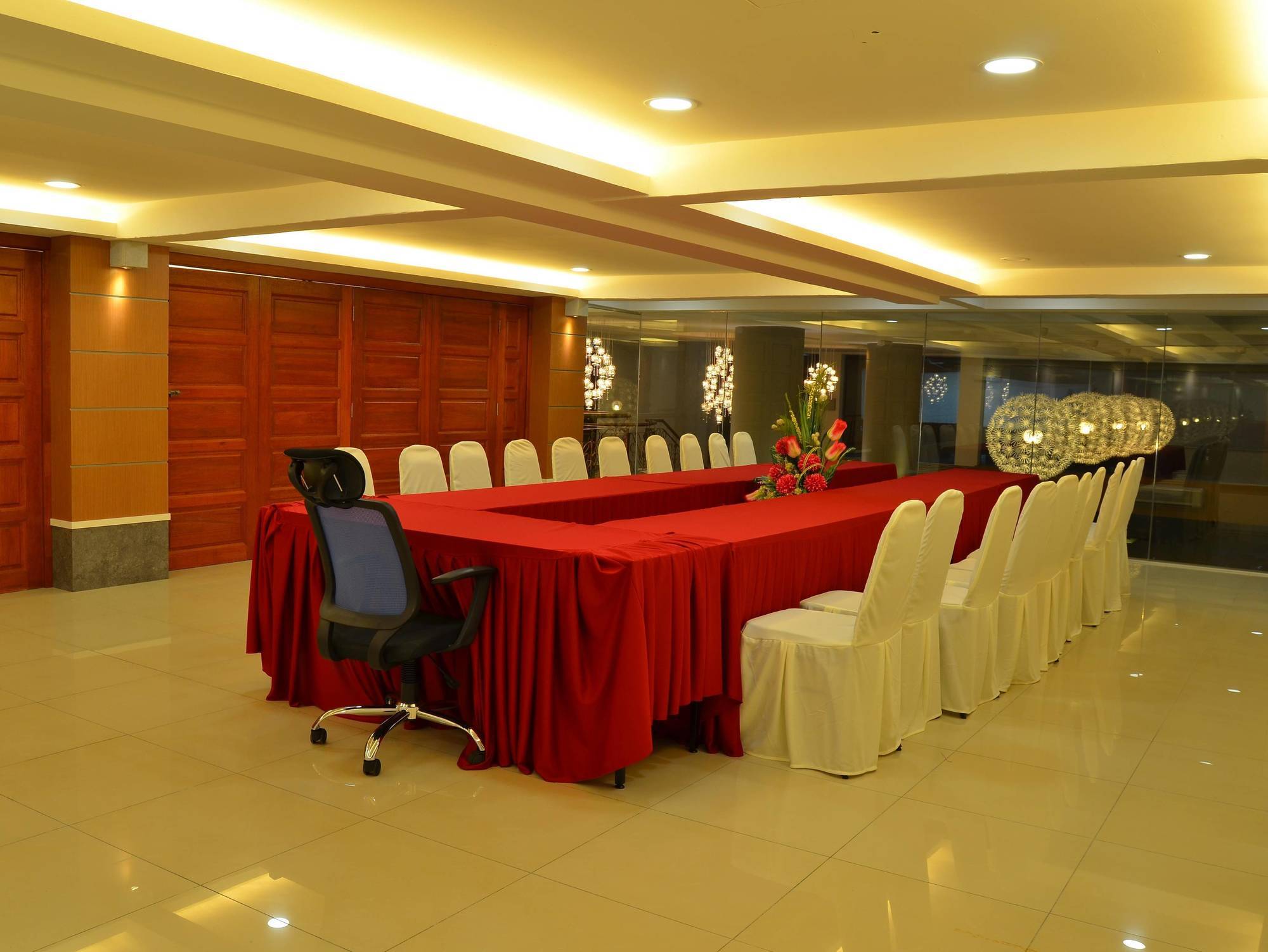 Yew Boutique Hotel Teluk Intan Esterno foto